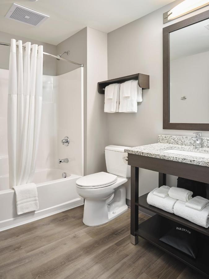 Stayapt Suites San Antonio-Randolph Live Oak Екстер'єр фото