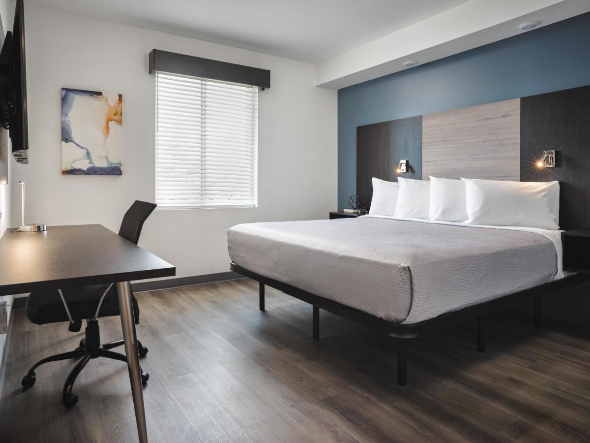 Stayapt Suites San Antonio-Randolph Live Oak Екстер'єр фото