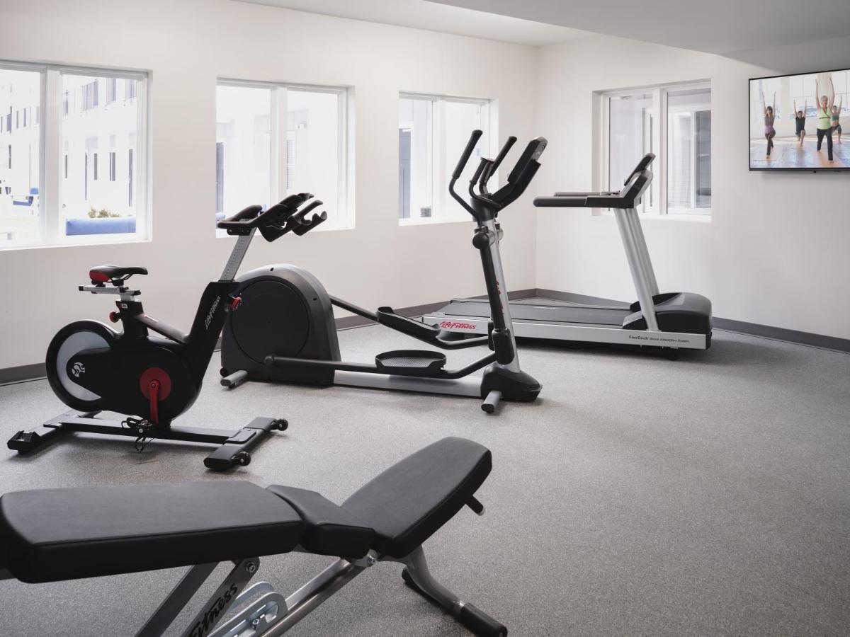 Stayapt Suites San Antonio-Randolph Live Oak Екстер'єр фото